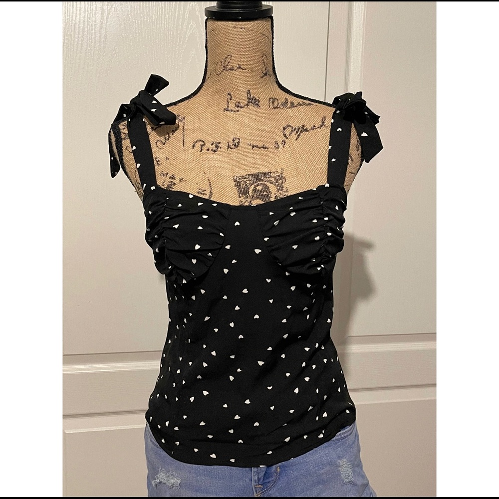 Heart Patterned Tank - Picture 2 of 3